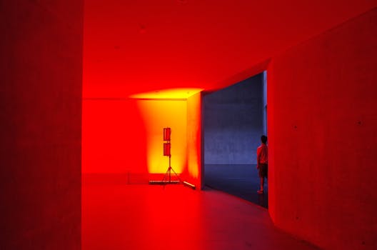 How LED Lighting Transforms Art and Design Color Perception