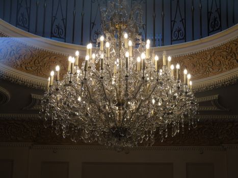 Mastering LED and Traditional Lighting: A Guide to Harmonious Indoor Illumination